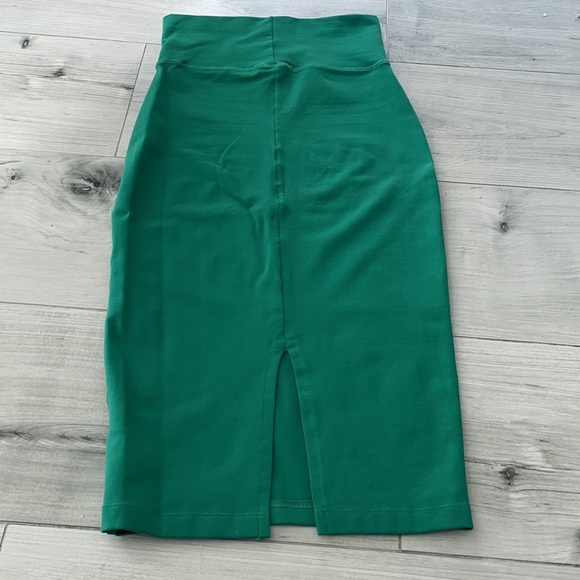 BeBe high waist split back midi skirt - Picture 3 of 3